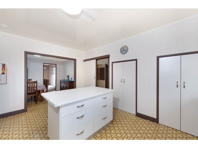 73 Henkers Road, Oakwood QLD 4670