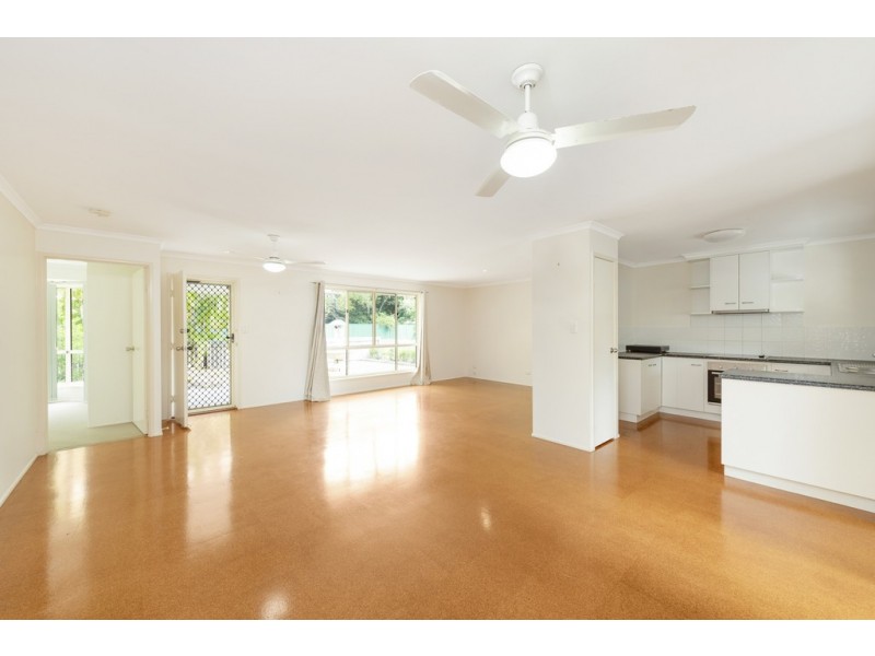 20 Moore Park Road, Moore Park Beach QLD 4670