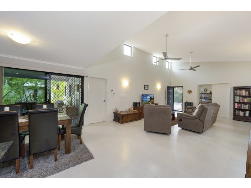 1/4A Kentia Avenue, Moore Park Beach QLD 4670