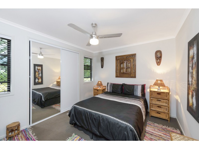 1/4A Kentia Avenue, Moore Park Beach QLD 4670