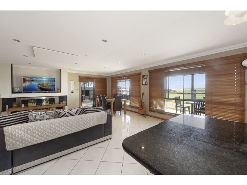 46 Hinkler Avenue, Bundaberg North QLD 4670