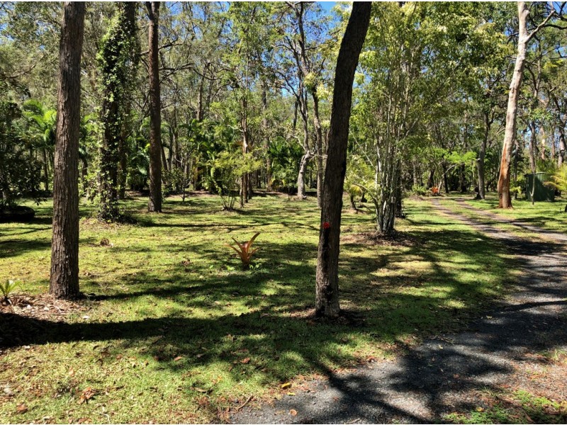 13 Tammy Road, Moore Park Beach QLD 4670