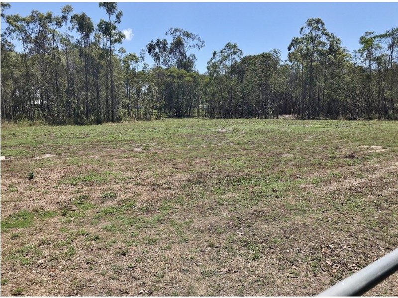 13 Tammy Road, Moore Park Beach QLD 4670