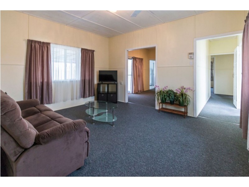 9 John Street, Bundaberg West QLD 4670