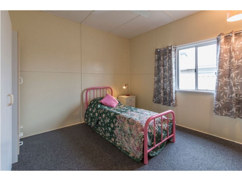 9 John Street, Bundaberg West QLD 4670