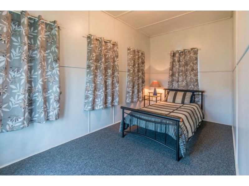 9 John Street, Bundaberg West QLD 4670