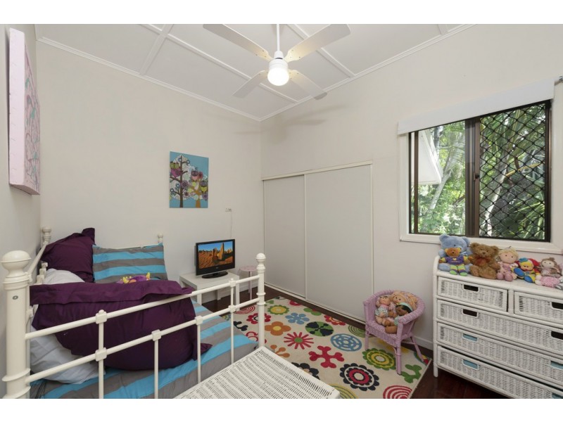 6 Evans Lane, Moore Park Beach QLD 4670