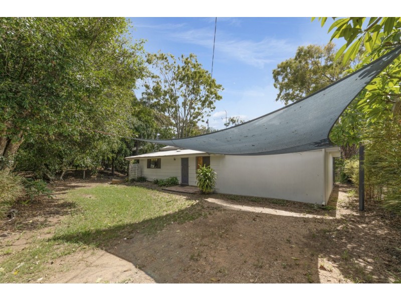 6 Evans Lane, Moore Park Beach QLD 4670