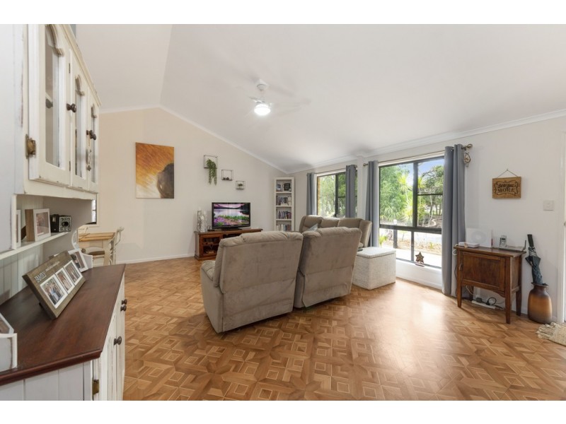26 Kingfisher Crescent, Moore Park Beach QLD 4670