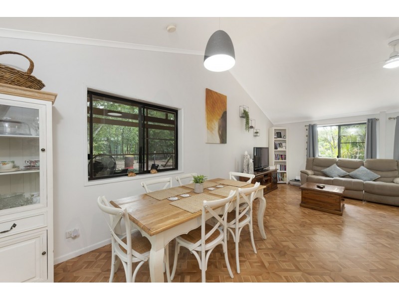 26 Kingfisher Crescent, Moore Park Beach QLD 4670