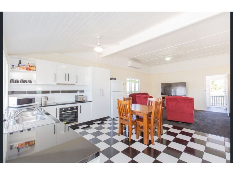 9 Buss Street, Bundaberg South QLD 4670