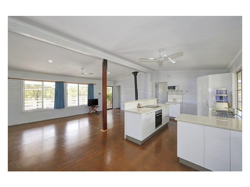 111 Rangeview Road, Gin Gin QLD 4671