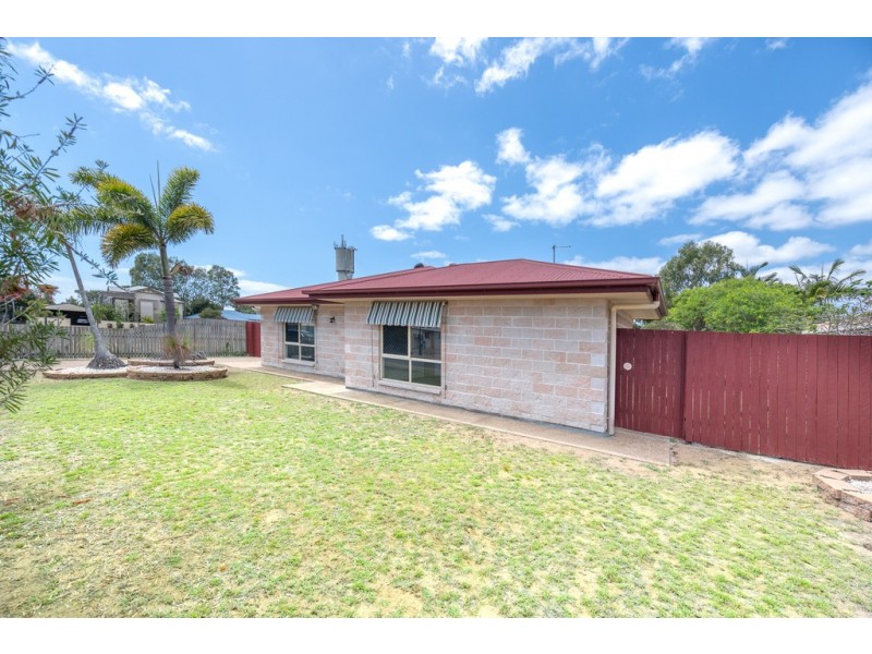 20 Alexander Drive, Moore Park Beach QLD 4670