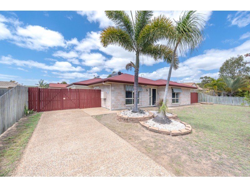20 Alexander Drive, Moore Park Beach QLD 4670