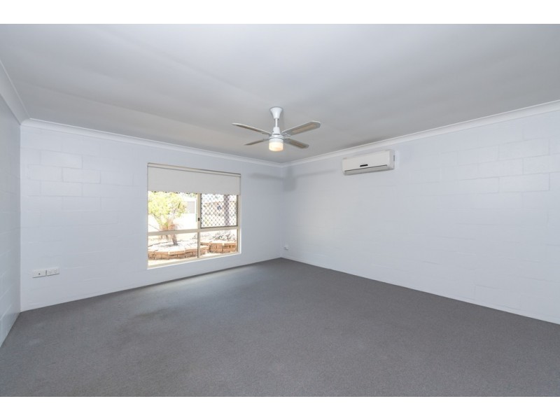 20 Alexander Drive, Moore Park Beach QLD 4670