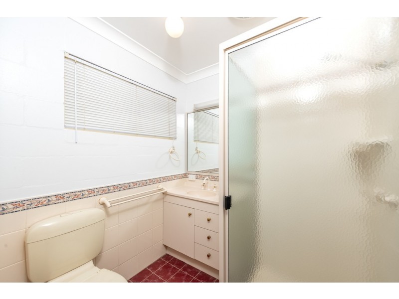 20 Alexander Drive, Moore Park Beach QLD 4670