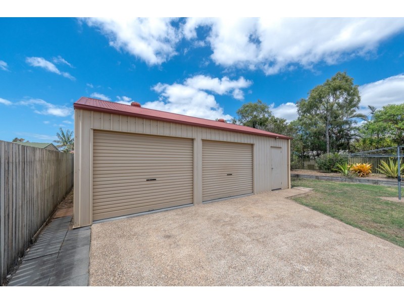 20 Alexander Drive, Moore Park Beach QLD 4670