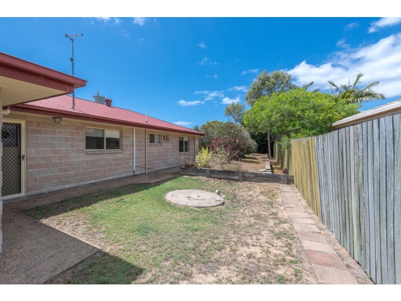 20 Alexander Drive, Moore Park Beach QLD 4670