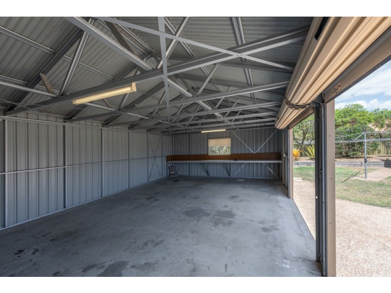 20 Alexander Drive, Moore Park Beach QLD 4670