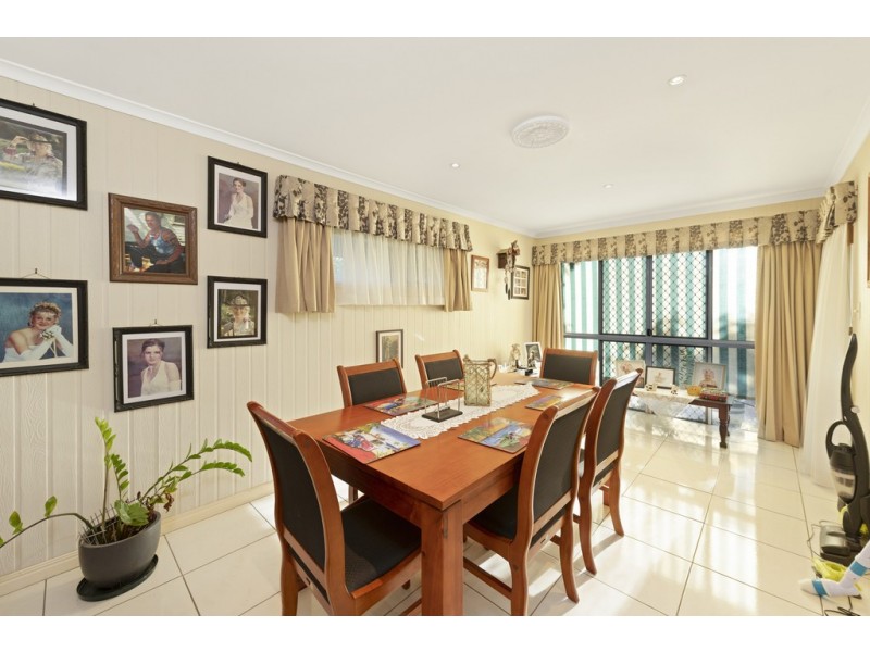 32 Egret Lane, Moore Park Beach QLD 4670