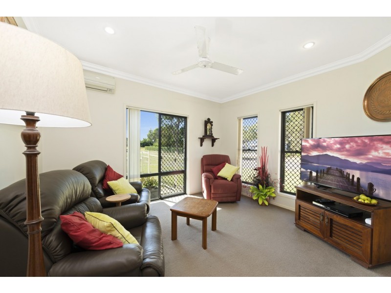 3 Kurrawa Court, Moore Park Beach QLD 4670