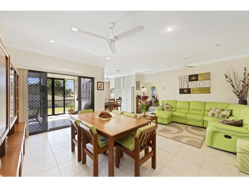 3 Kurrawa Court, Moore Park Beach QLD 4670