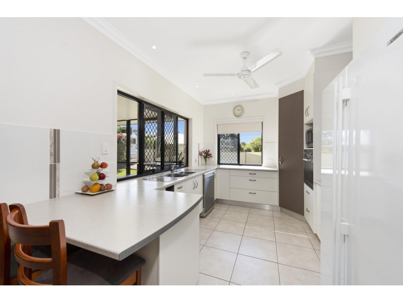3 Kurrawa Court, Moore Park Beach QLD 4670