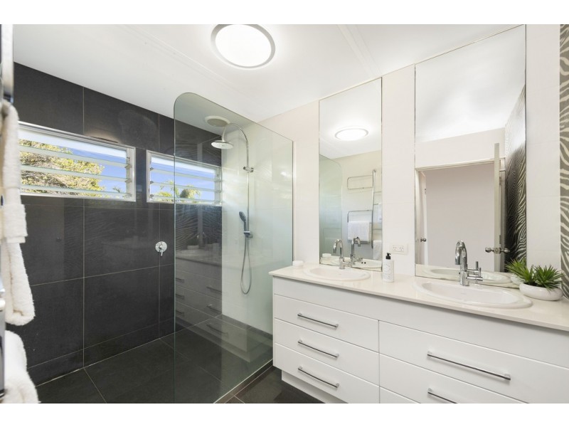 53 Pacific Boulevard, Moore Park Beach QLD 4670