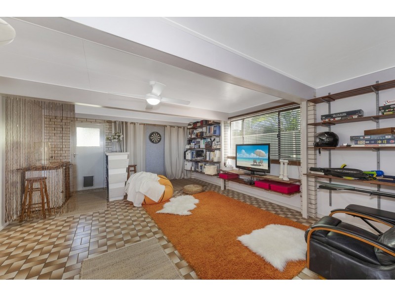 53 Pacific Boulevard, Moore Park Beach QLD 4670