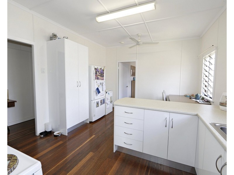 126 Targo Street, Walkervale QLD 4670