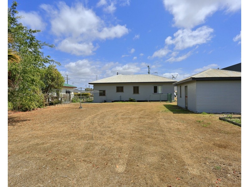 126 Targo Street, Walkervale QLD 4670