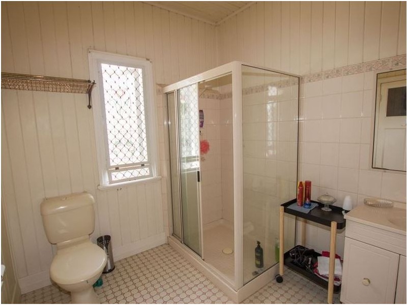 171 Targo Street, Walkervale QLD 4670