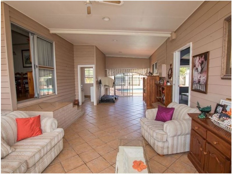 171 Targo Street, Walkervale QLD 4670