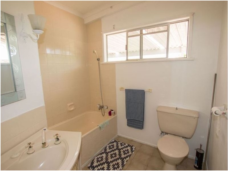 171 Targo Street, Walkervale QLD 4670