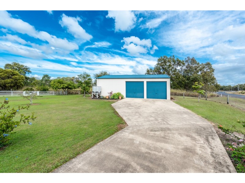 2 Judys Place, Moore Park Beach QLD 4670