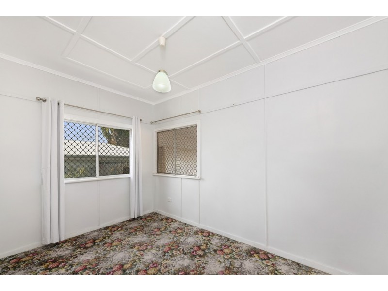 15 Moran Street, Svensson Heights QLD 4670