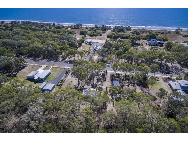 19 Sylvan Drive, Moore Park Beach QLD 4670