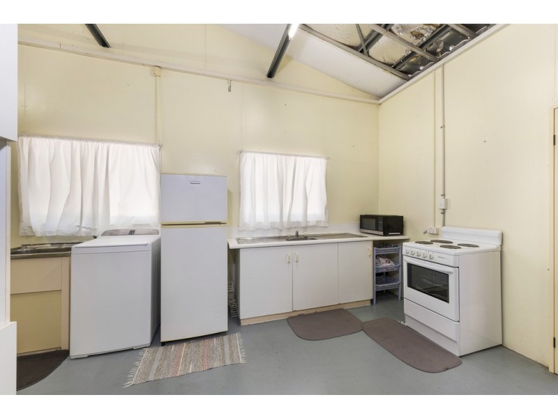 19 Sylvan Drive, Moore Park Beach QLD 4670