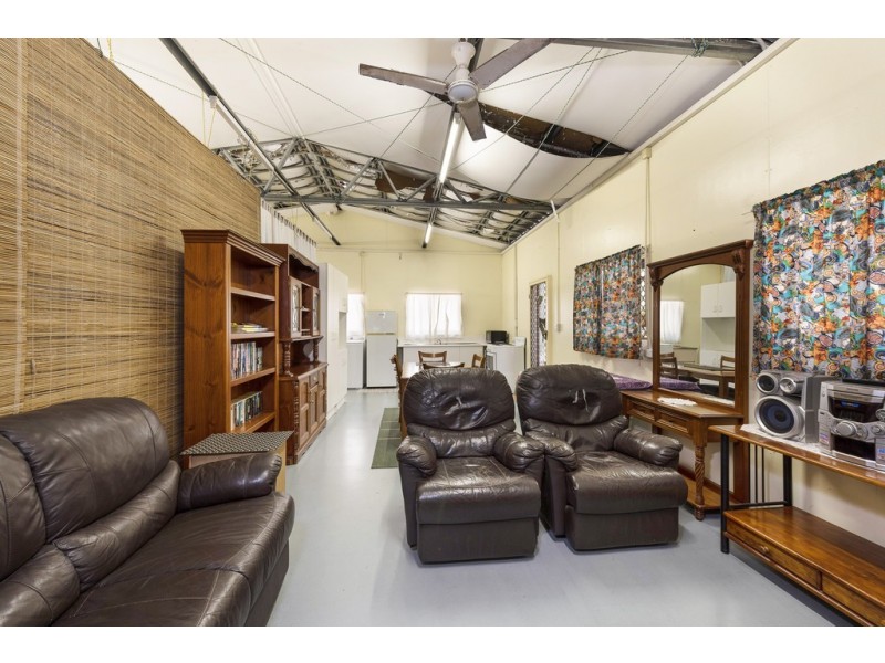19 Sylvan Drive, Moore Park Beach QLD 4670