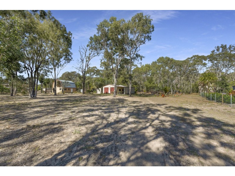 19 Sylvan Drive, Moore Park Beach QLD 4670