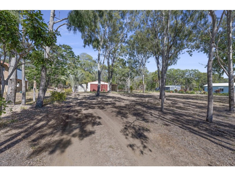 19 Sylvan Drive, Moore Park Beach QLD 4670