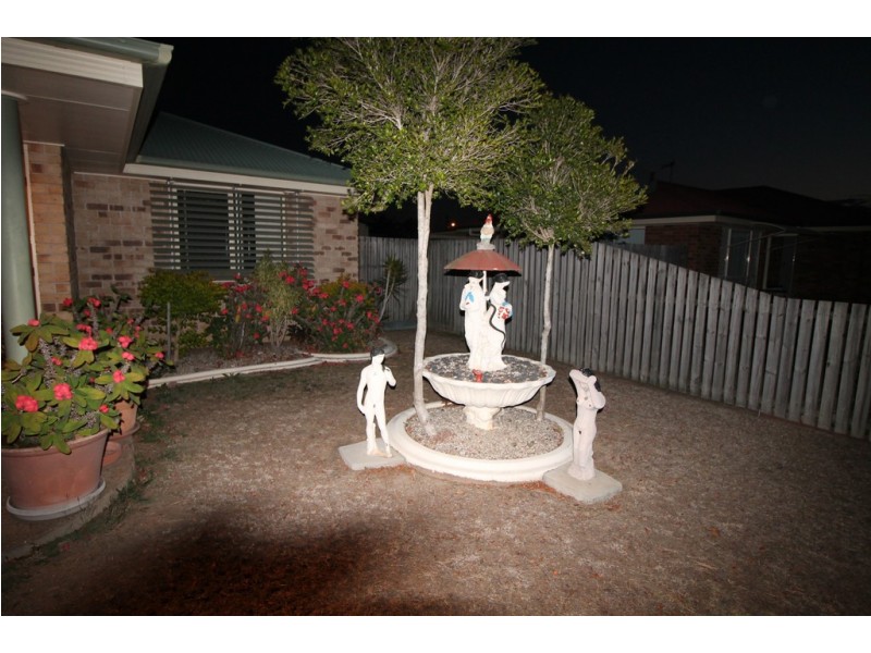 63 Searle Street, Thabeban QLD 4670