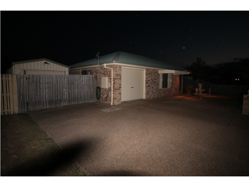 63 Searle Street, Thabeban QLD 4670