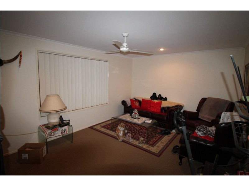 63 Searle Street, Thabeban QLD 4670