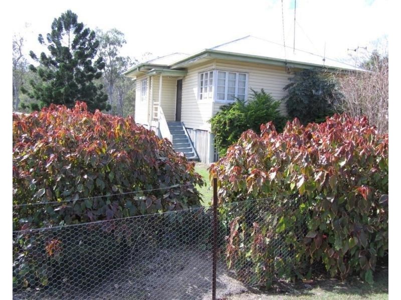 24 Elliott Street, Gin Gin QLD 4671
