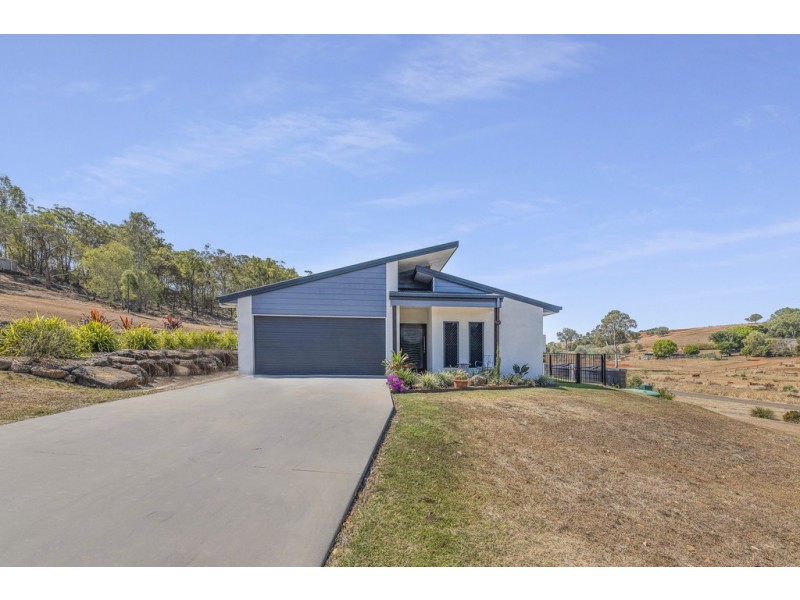 2 Bodalla Street, Apple Tree Creek QLD 4660