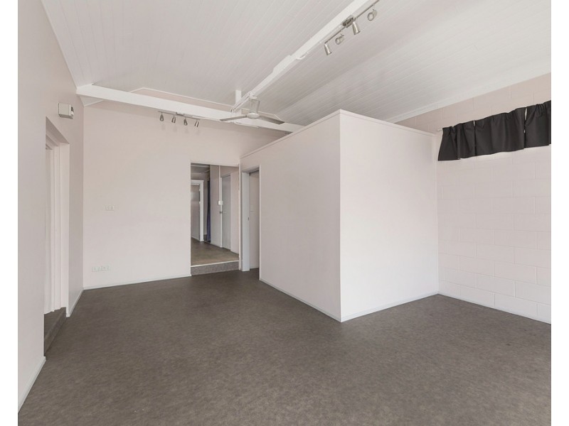 76 Gavin Street, Bundaberg North QLD 4670