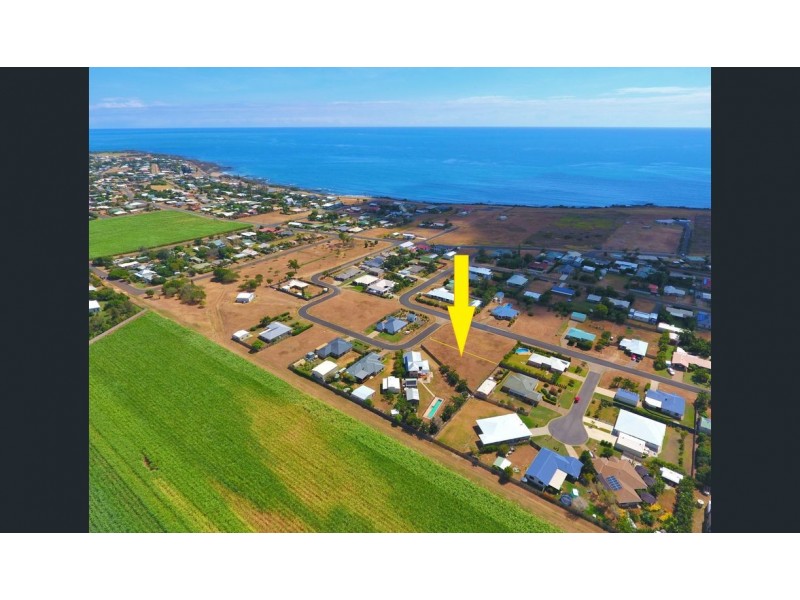 24 Neptune Street, Burnett Heads QLD 4670