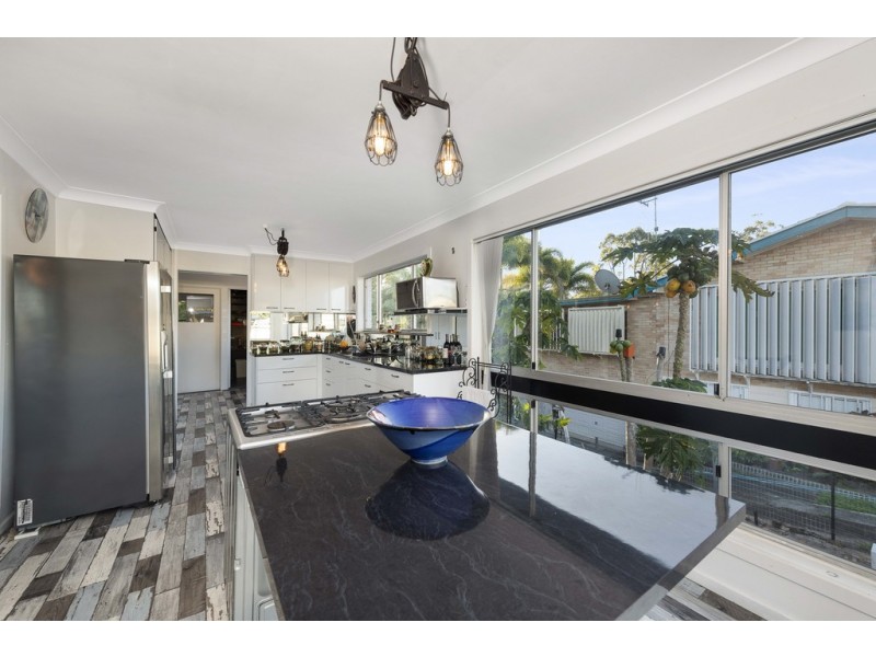 40 McNeilly Street, Svensson Heights QLD 4670