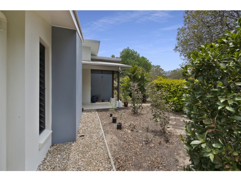 28 Kingfisher Crescent, Moore Park Beach QLD 4670